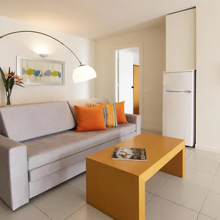 アパートホテル The Navigator - Olympus Marina