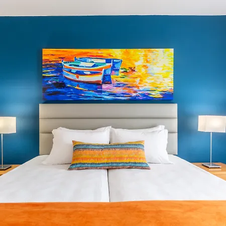 The Navigator - Olympus Marina Aparthotel 4*