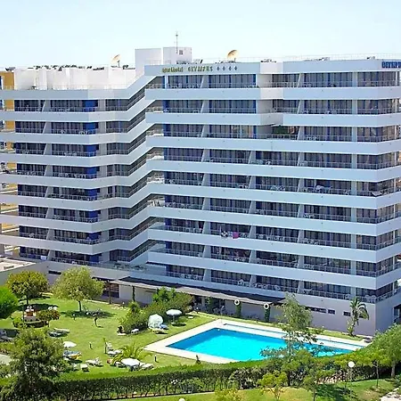 Aparthotel The Navigator - Olympus Marina 4*