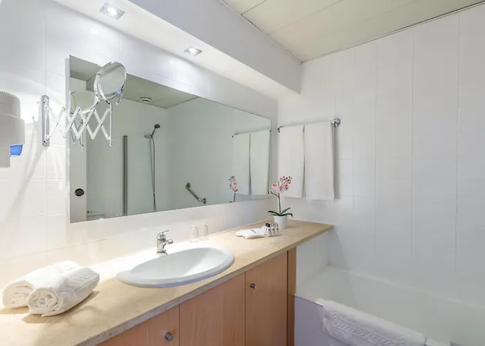 公寓式酒店 The Navigator - Olympus Marina 4*